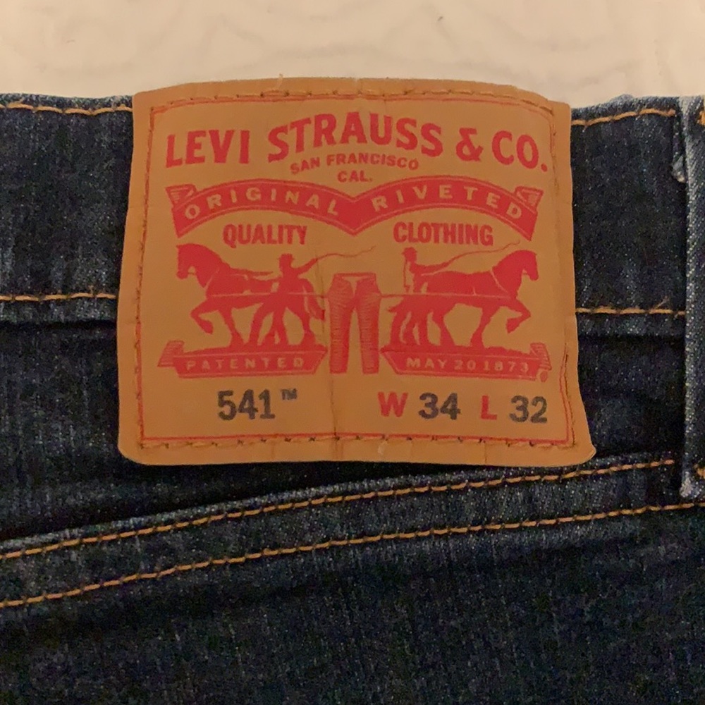 Jeans - Picture 3 of 3